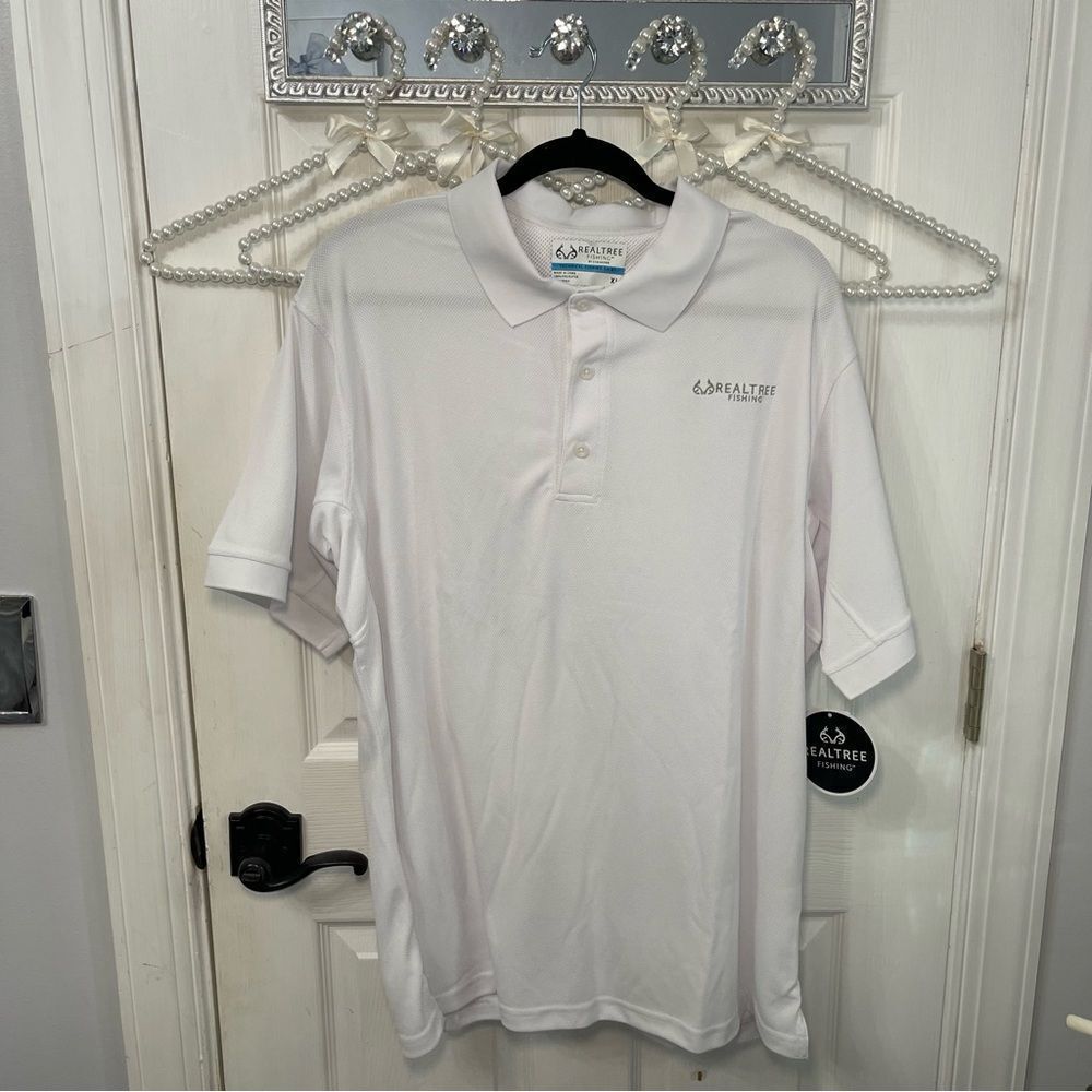 NEW Realtree Fishing White Collard Polo